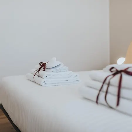 Bed's Apartment *